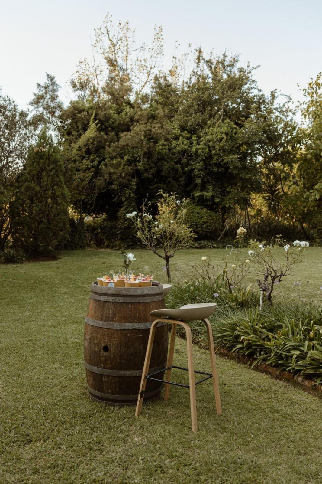 The Hertford Country Hotel ヨハネスブルグ エクステリア 写真
